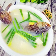 白鲫鱼豆腐汤