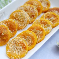 奶香南瓜芝麻饼