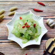 家常菜蒲瓜炒虾皮