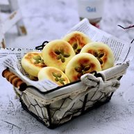 好吃到爆的酸奶豆沙酥饼