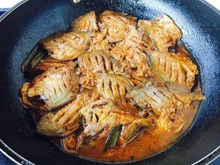 16、家熬平子鱼 （附有煎鱼小妙招）,香喷喷的家熬小平子鱼做好了