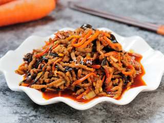 13、经典家常菜之鱼香肉丝（清真牛肉版）,一份酸甜咸香鲜的鱼香肉丝就炒好了。