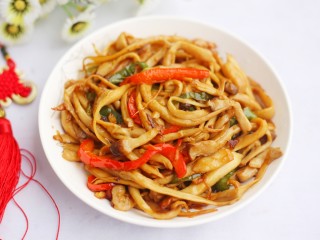 14、低脂低卡的手撕杏鲍菇,非常好吃哦～