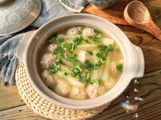 15、冬瓜丸子汤,上桌。