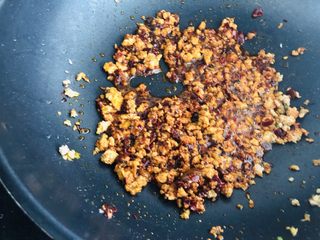 8、麻婆豆腐,炒均匀
