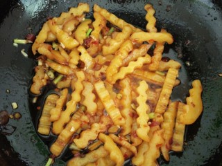 17、孜然土豆,翻炒均匀