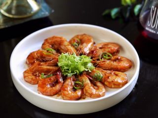 13、油焖大虾,美味的油焖大虾就做好了！