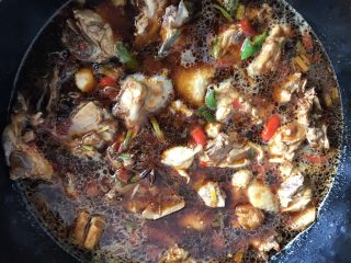 14、红烧啤酒鸡块,大火烧开小火焖至汤汁收干