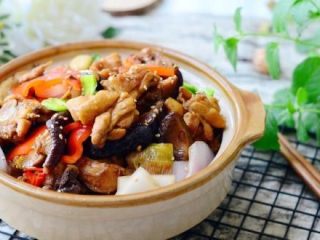 23、香菇鸡煲,完成品