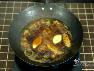 11、可乐鸡翅（懒人菜系列）,11、加入姜片。