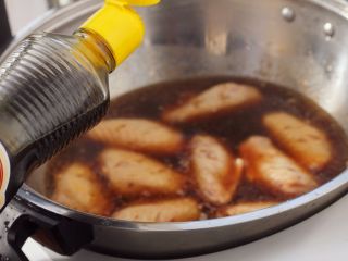 8、可乐鸡翅,加一点酱油