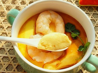 13、虾仁蒸蛋羹,鲜美可口，滑嫩无比，孩子总是吃不够呢。