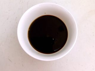 3、＃吃豆腐＃鱼香豆腐,调成料汁