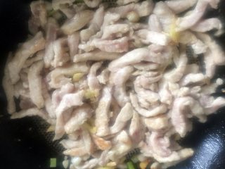 7、钱江肉丝,炒肉丝。哈哈自家做的，切的有些随性。