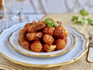 16、茄汁排骨烧虎皮蛋,味道很棒