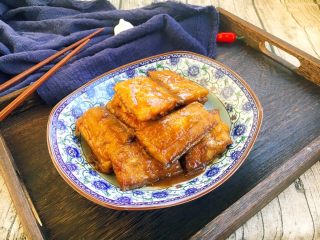 17、红烧带鱼,成品图。