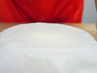 25、洪七公看到也会流三天口水——芳香叫花鸡,盖上湿布醒10分钟(这里用死面就行了,不用发酵)