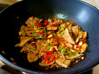 13、爆炒猪肝,出锅即可