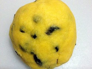 4、葡萄奶酥,揉成一个面团