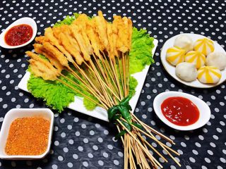 15、鸡肉串串香,同一种食材一餐中可以吃出不同特色的味道实在是太棒啦