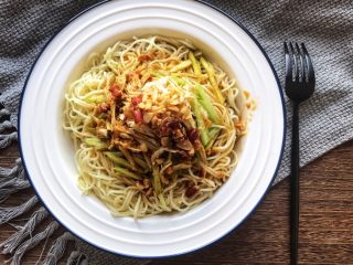 20、鸡丝凉面,成品图