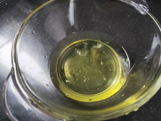 4、水果双皮奶????,打3个鸡蛋，只要蛋清