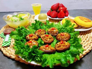 12、蒜蓉蚝油香菇,好丰盛的早餐看着就非常有食欲