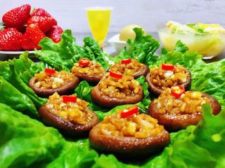 14、蒜蓉蚝油香菇,香菇这样做感觉比吃肉肉还香噢