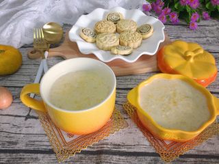 13、奶香南瓜燕麦粥,再搭配上点心，就是一顿营养的早餐咯！