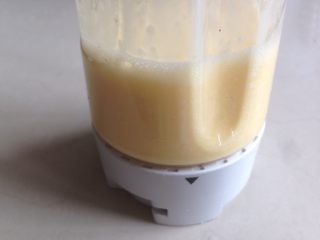 5、中式点心玉米粑粑,打成玉米浆