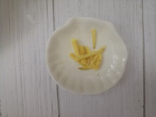 6、鲜虾粥,切点姜丝