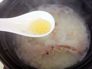 14、鲜虾粥,放一勺香油