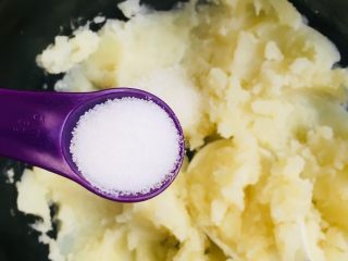 11、土豆饼,和盐