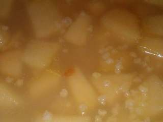 5、苹果小米粥,熟了，可以开吃喽