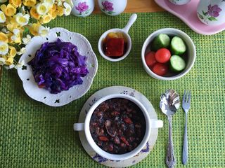 7、乌发养肾粥,早上或中午吃一碗，期待效果啊！呵呵～～