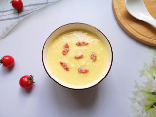 15、鸡蛋小米粥,和宝贝一人一碗。