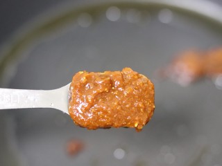 11、脆皮酱香饼,一勺豆瓣酱