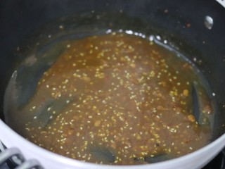 20、脆皮酱香饼,煮至浓稠即可