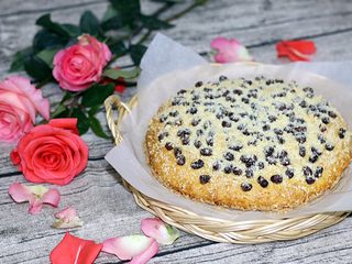 14、红豆葡萄干松饼,这样美味的红豆葡萄干松饼就制作完成了。