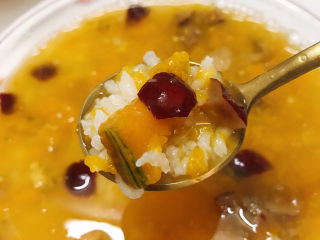 13、红枣南瓜粥,红枣南瓜粥就完成了✅