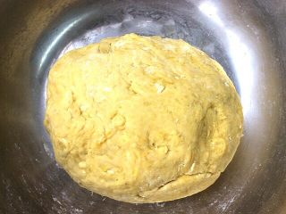 5、炸红薯丸子,和好后，醒10分钟