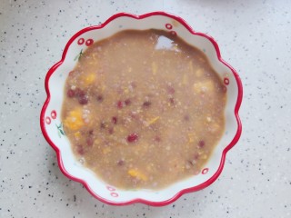 12、红豆小米粥,装碗