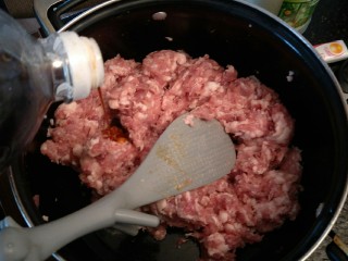 2、鸡汁荠菜百叶包✨,你大勺生抽。