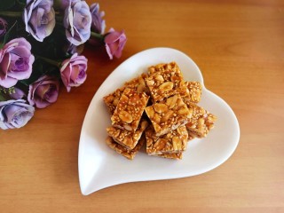 1、美味花生糖,成品图