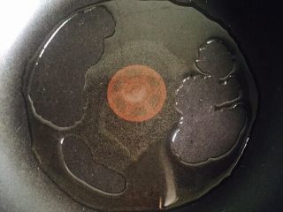 6、桂花红糖年糕,起油锅加热至六成热