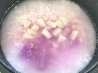 5、双色山药养生羹,时间到，开锅完成