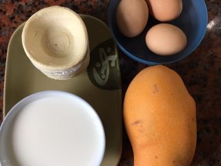 1、芒果蛋挞,准备材料