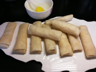 8、香蕉奶酪春卷,这是完成的样子