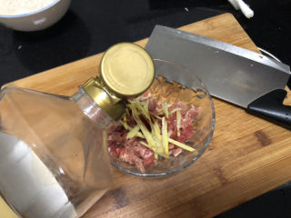 9、生滚牛肉粥➕一粥一饭暖人心,加一茶匙生抽