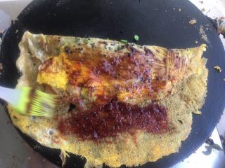 22、正宗天津煎饼果子,蒜蓉辣酱 跟红腐乳